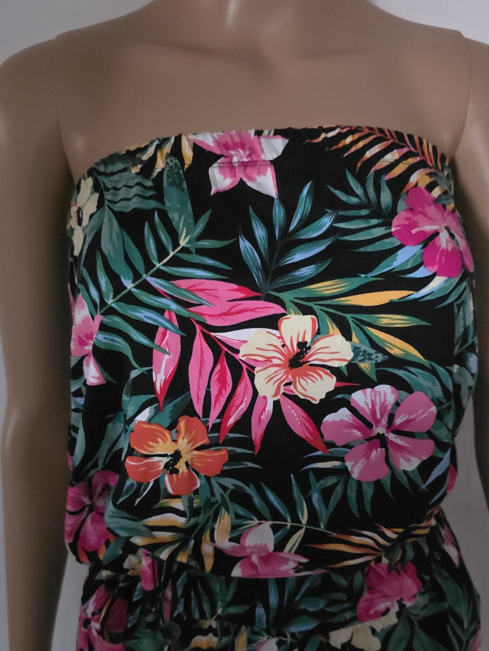 NWT Lascana Tropical Floral Print D Romper Size 2 - Picture 3 of 10